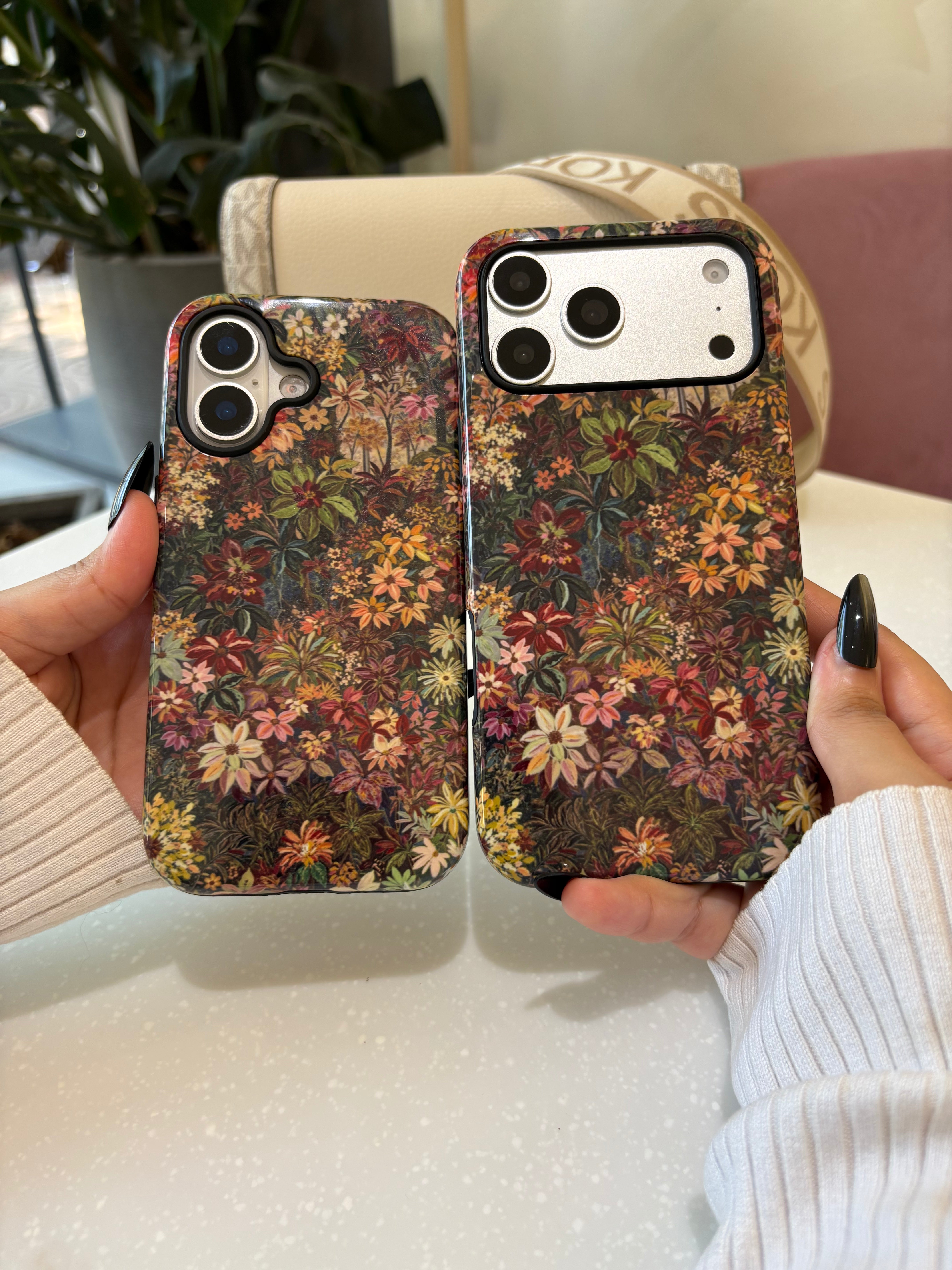 Vintage Floral Garden Case